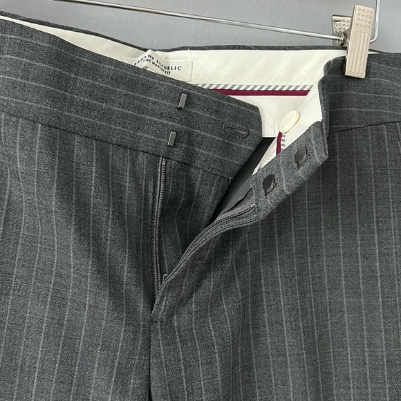 Banana Republic Martin Fit Wool Dress Pants Size 8 Gray - Picture 5 of 12